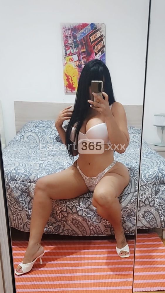 Karla: Regina dei Preliminari - Escort a Genova - Foto 2