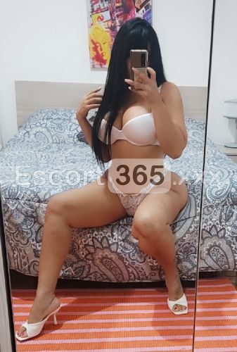 Karla: Regina dei Preliminari - Escort a Genova - Foto 7