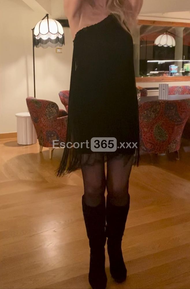 Eleonora: Bionda Italiana D'Elite - Escort a Milano - Foto 14