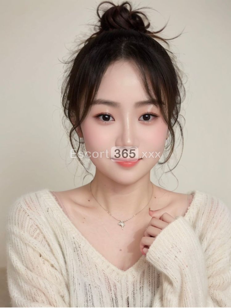 Lisa: Body Massage Avvolgente - Massaggi Erotici a Milano - Foto 4