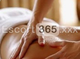 New Entry: Italiana Avvolgente - Massaggi Erotici a Lucca - Foto 1