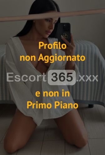 Maya: Irresistibile e Provocante - Escort a Riccione - Foto 1