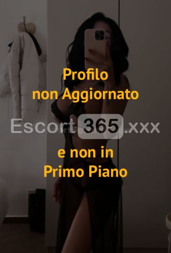 Monica: Bellezza Disarmante e Passionale - Escort a Roma - Foto 1