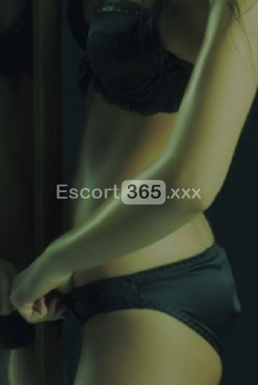 Elisa: Bella e Accogliente, Massaggi Erotici Torino