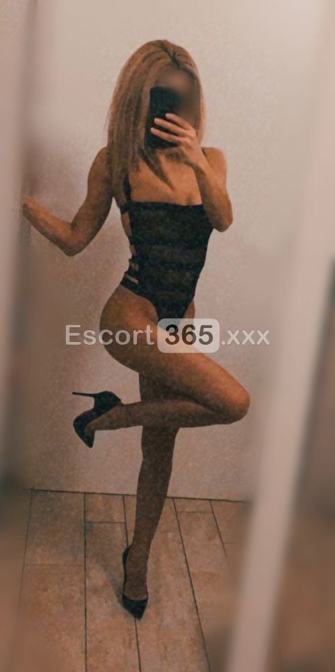 Camilla: Bellezza d'Élite - Vip Escort a Milano - Foto 19