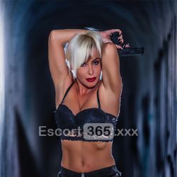 Lady Desiree: Dominatrice Escort La Spezia: annunci, incontri e recensioni reali di Vip Escort, Escort, Pornostar, Trans, Massaggi, Mistress, Coppie e Orientali.