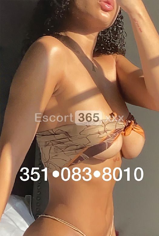 Chanelle: Lusso e Classe - Escort a Perugia