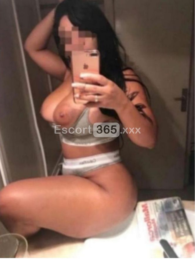 Rihanna: Star Sensuale - Escort a Asti - Foto 1