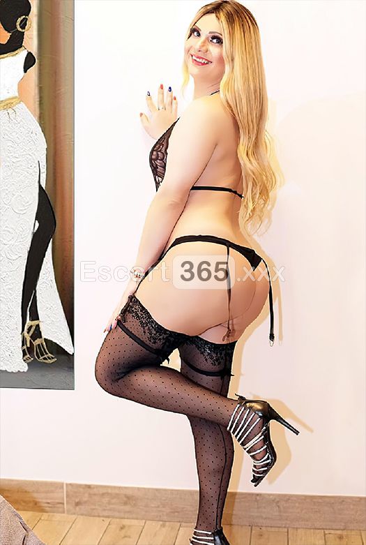 Karol Campos: Sesso Travolgente - Trans a Pavia