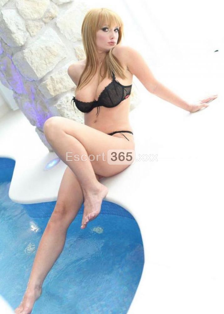Lea di Leo: Vera Star - Pornostar a Venezia - Foto 4