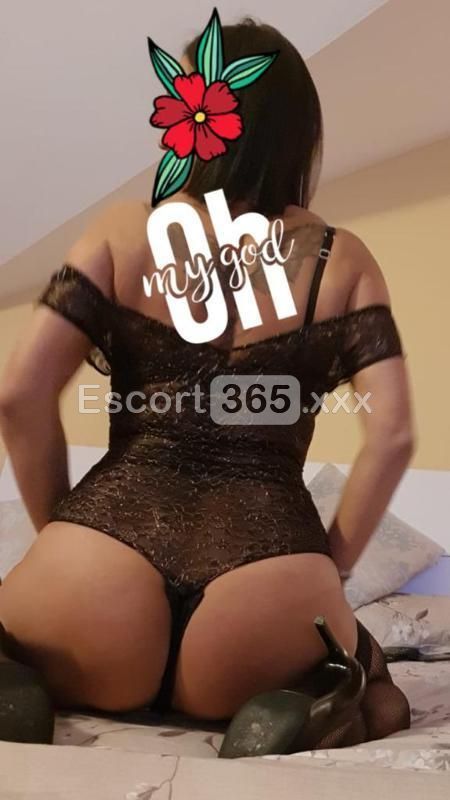 Giulia: Seduzione Pura - Escort a Brescia - Foto 4