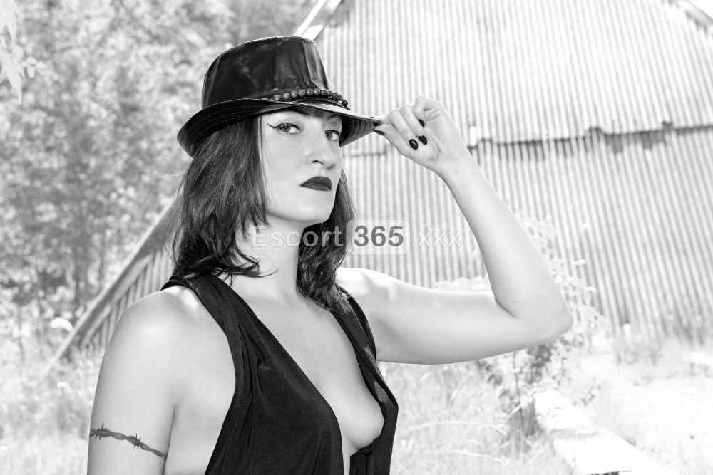 Eva Neri: Sensuale - Escort a Torino - Foto 14