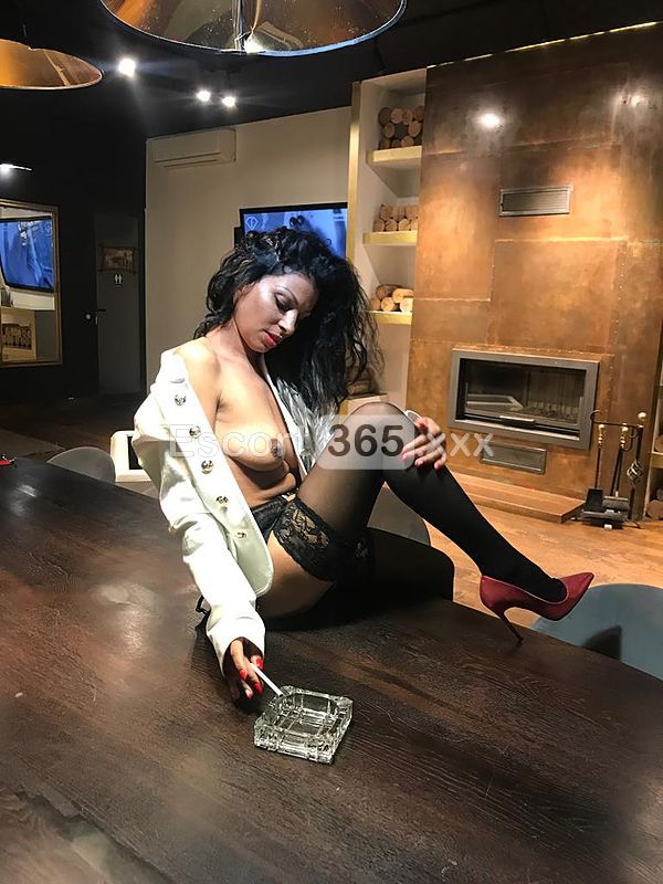 Sofia: Pura Seduzione - Escort a Riccione - Foto 22