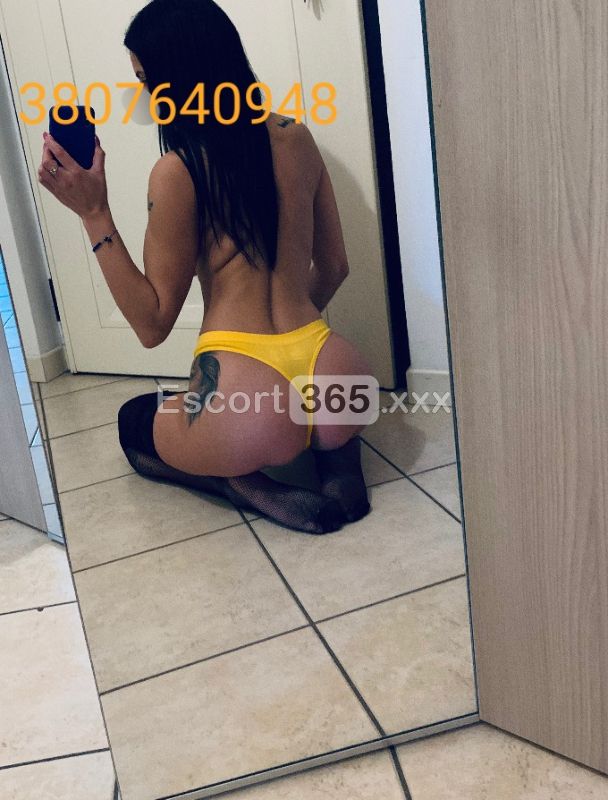 Karla: Estasi e Piacere - Escort a Rimini - Foto 2