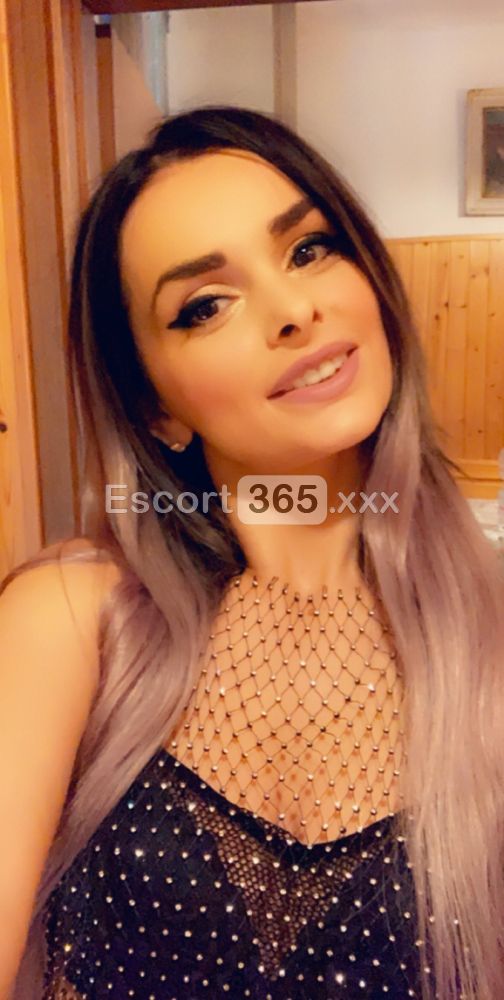 Ysabella: Fascino Intenso - Escort a Verona - Foto 11