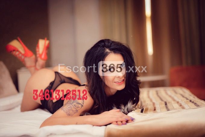 Ysabella: Fascino Intenso - Escort a Verona - Foto 3
