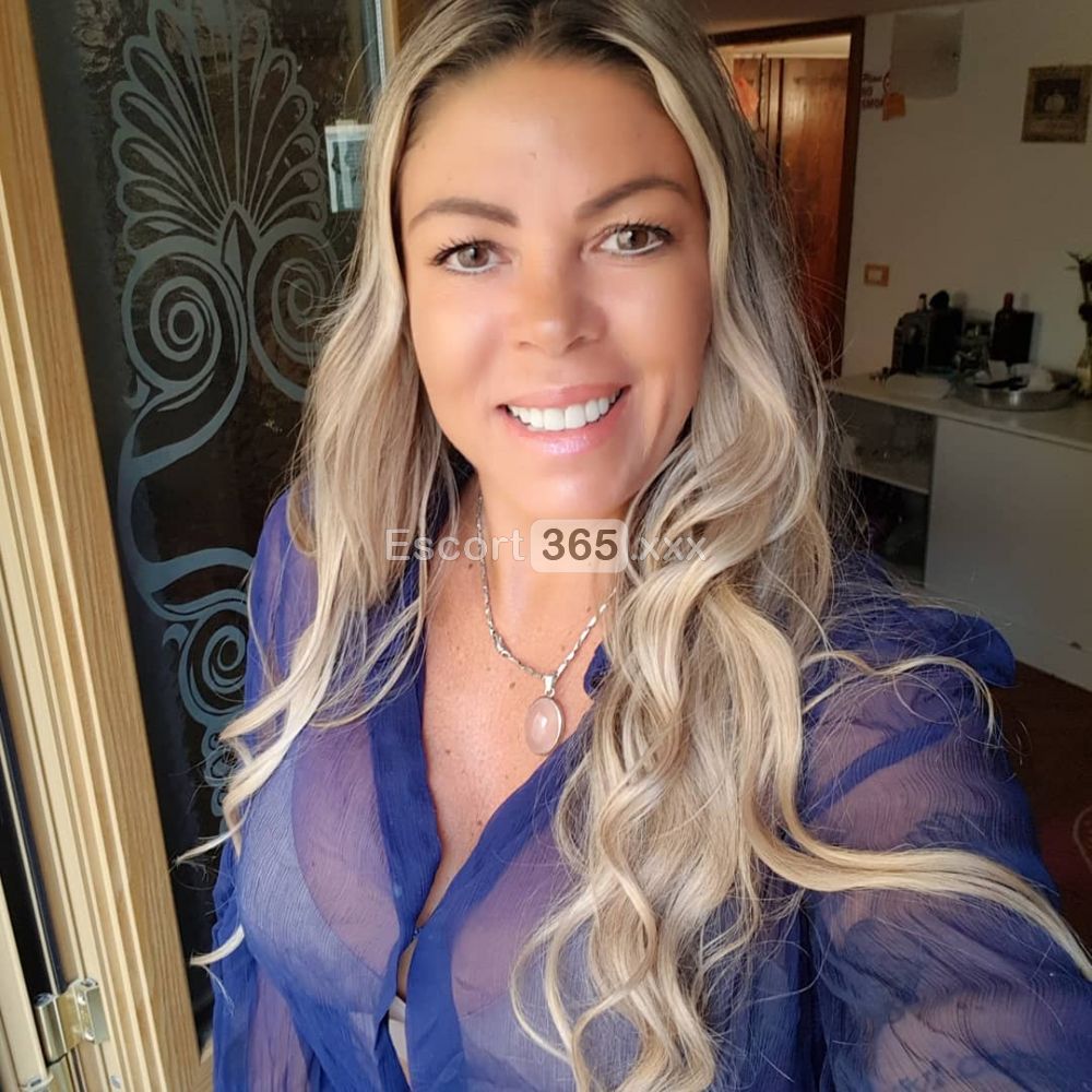 Ana: Fascino Esotico - Escort a Firenze - Foto 5