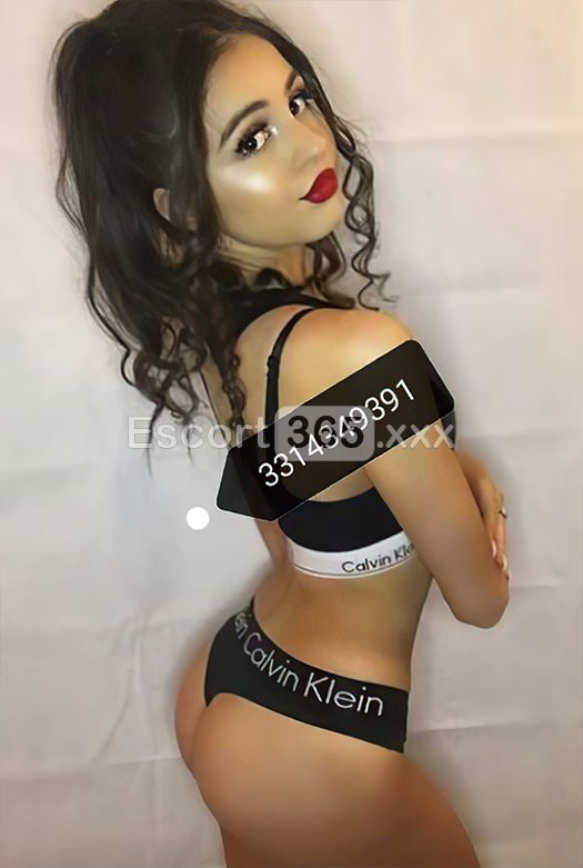 Rebecca: Fascino Misterioso - Escort a Bergamo