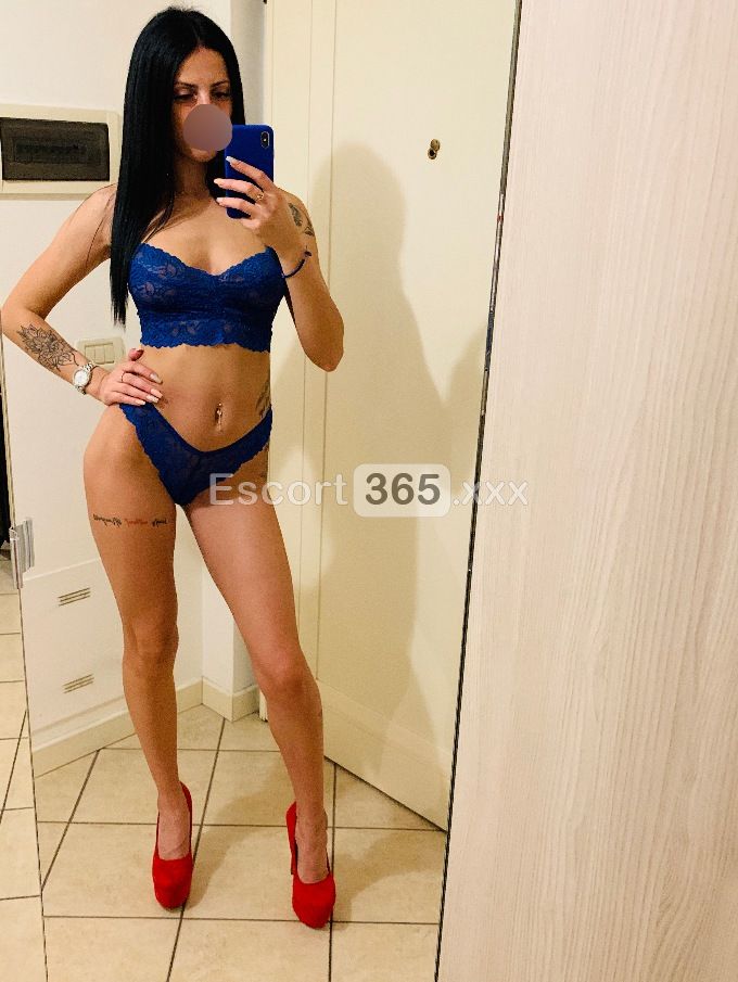 Karla: Intensa e Passionale - Escort a Brescia - Foto 5