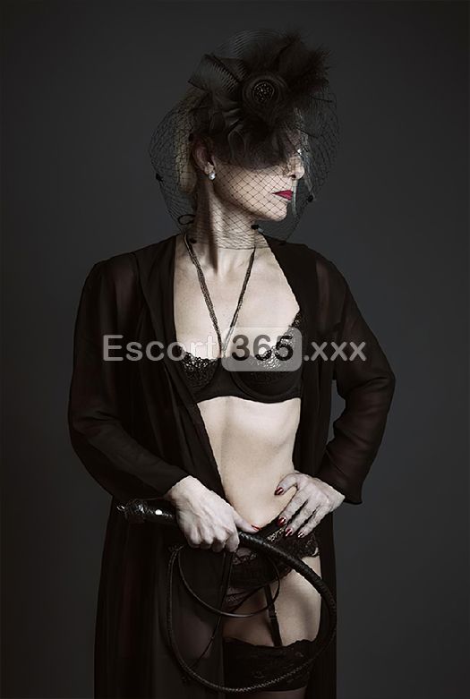 Mistress Lily DuPont: Lusso e Rigore - Mistress a Milano