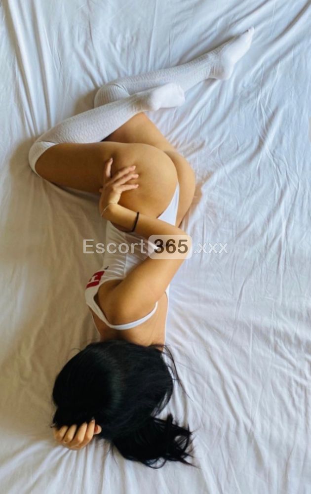 Giulia: Regina del Piacere - Escort a Genova - Foto 3
